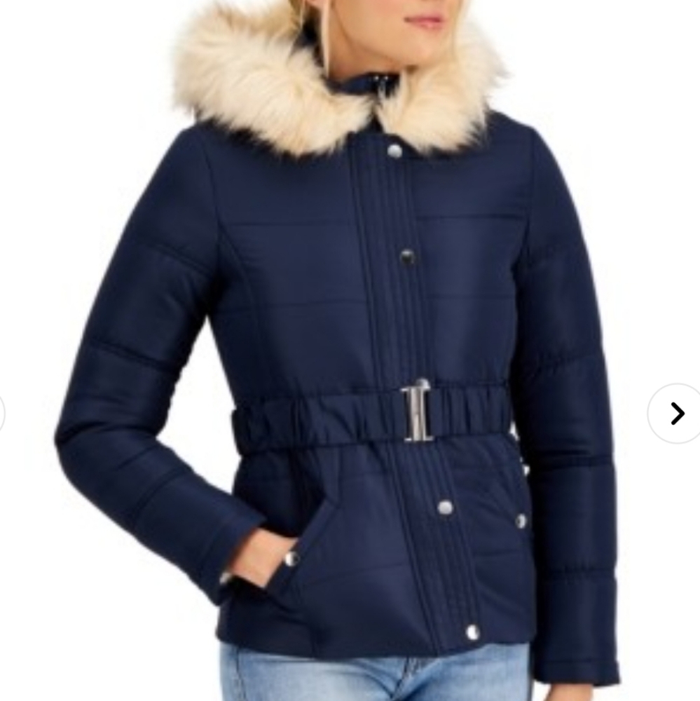 1 HR CRAZY SALE Navy Hooded Puffer Coat